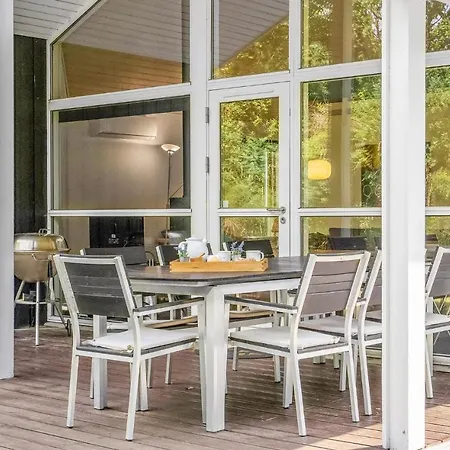 Amazing Home In Ebeltoft With Sauna Semesterbostad Ebeltoft