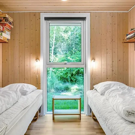Amazing Home In Ebeltoft With Sauna Semesterbostad Ebeltoft